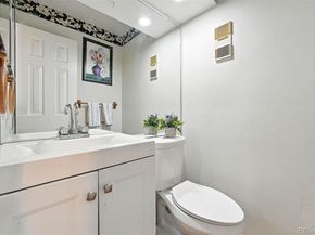 1341 S Blackhawk Way, Aurora CO 80012