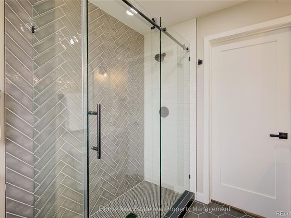 2525 S Ivanhoe Place, Denver CO 80222
