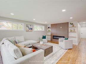 2525 S Ivanhoe Place, Denver CO 80222
