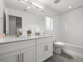 1281 N Akron Street, Aurora CO 80010