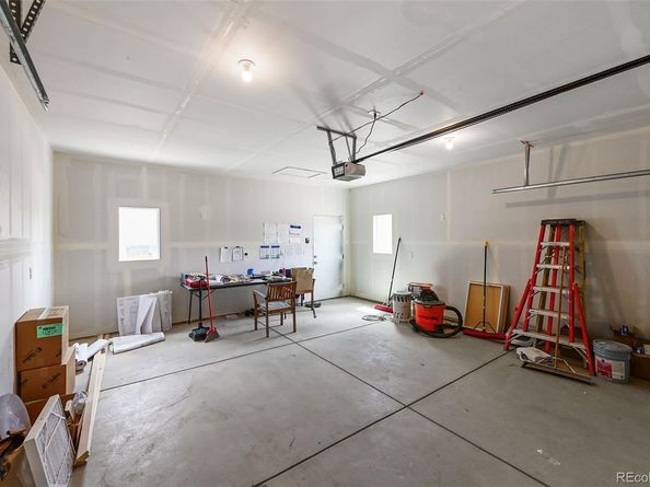 1281 N Akron Street, Aurora CO 80010