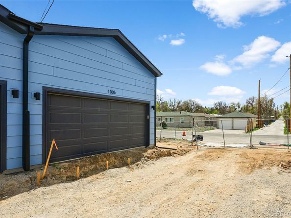 1281 N Akron Street, Aurora CO 80010