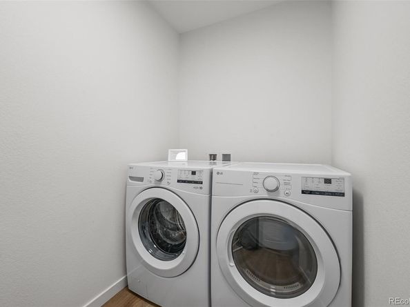 1281 N Akron Street, Aurora CO 80010