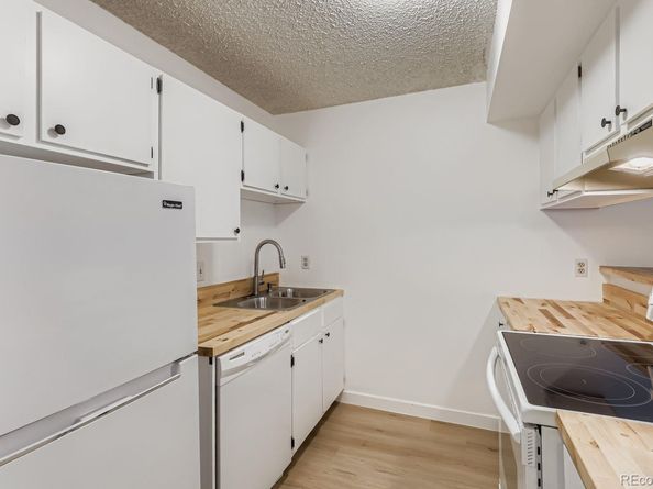 2707 Valmont Road 205D, Boulder CO 80304