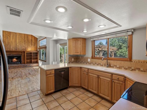 5903 S Ward Street, Littleton CO 80127