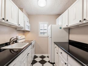 2 Adams Street 910, Denver CO 80206