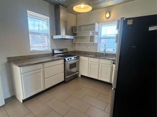 418 W 43rd Avenue, Denver CO 80216