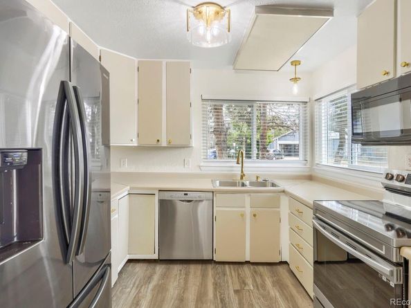 9801 Garrison Court, Broomfield CO 80021