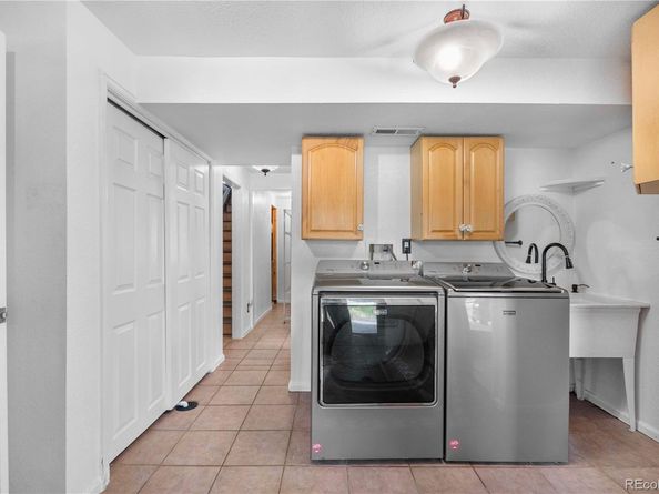 Undisclosed Address #4697760, Littleton CO 80128
