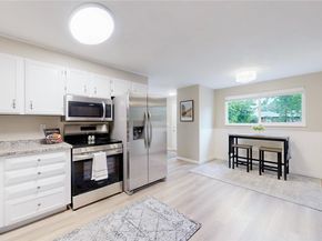 716 Goss Drive, Longmont CO 80504