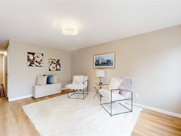716 Goss Drive, Longmont CO 80504