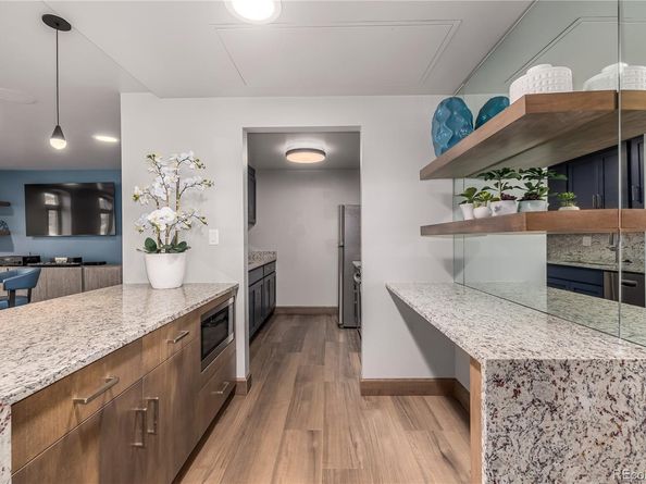 3131 E Alameda Avenue 2002, Denver CO 80209