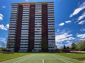3131 E Alameda Avenue 2002, Denver CO 80209
