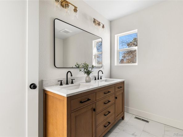 701 W Quincy Avenue, Englewood CO 80110