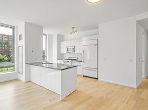 46-30 Center Boulevard 401, Queens NY 11109