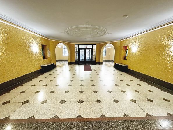 225 Bennett Avenue 5H, New York NY 10040