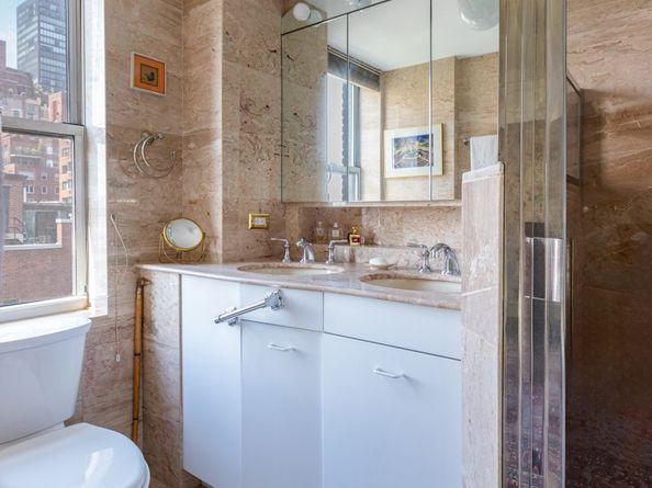 439 East 51st Street 7B, New York NY 10022