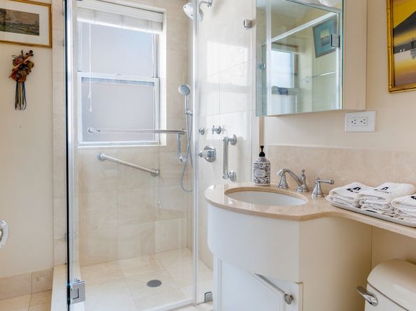 439 East 51st Street 7B, New York NY 10022
