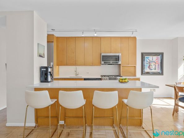 7 East 14th Street 1009, New York NY 10003