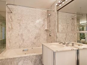 425 East 58th Street 20F, New York NY 10022