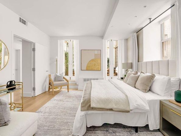 122 East 25th Street 2nd Floor, New York NY 10010