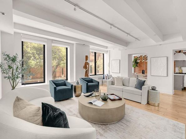 122 East 25th Street 2nd Floor, New York NY 10010