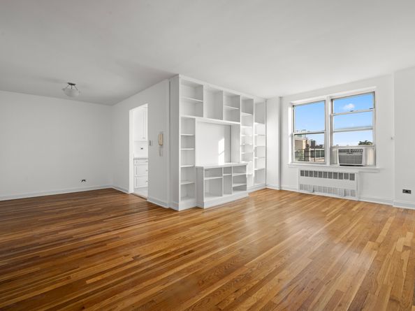 3512 Oxford Avenue 6C, Bronx NY 10463