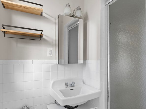 3512 Oxford Avenue 6C, Bronx NY 10463