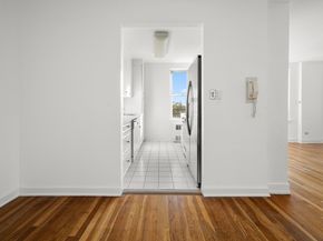 3512 Oxford Avenue 6C, Bronx NY 10463