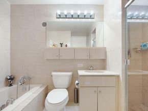 160 West 66th Street 32D, New York NY 10023