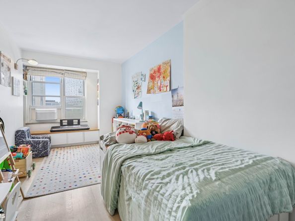 387 Grand Street K707, New York NY 10002