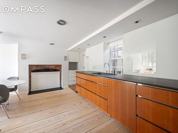 39 Barrow Street, New York NY 10014