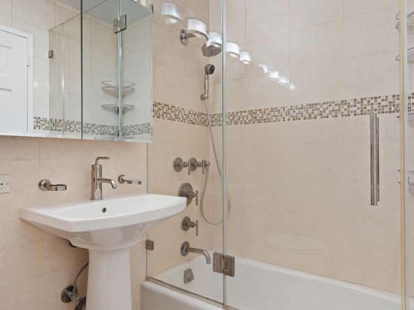 340 East 93rd Street 16M, New York NY 10128