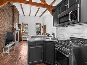 333 West 21st Street 4RW, New York NY 10011