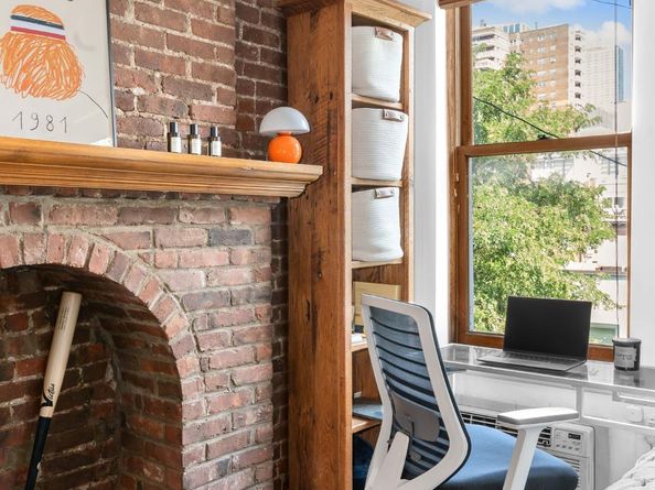 333 West 21st Street 4RW, New York NY 10011