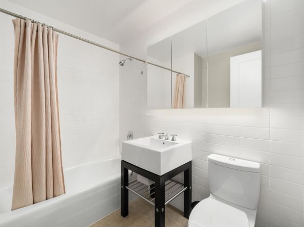 70 Little West Street 32E, New York NY 10280