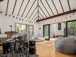 51 Dekoven Court, Brooklyn NY 11230