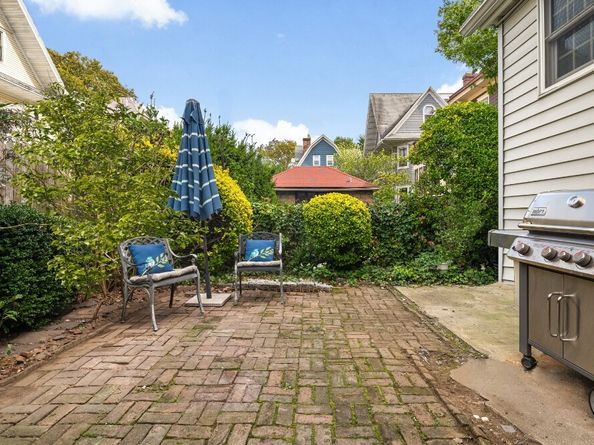 51 Dekoven Court, Brooklyn NY 11230