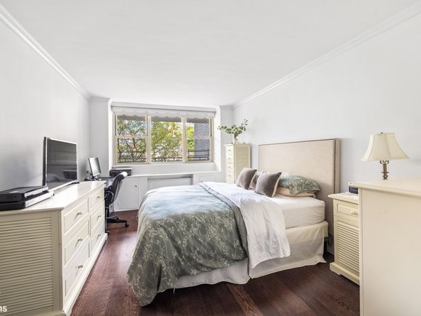 222 East 80th Street 6F, New York NY 10075