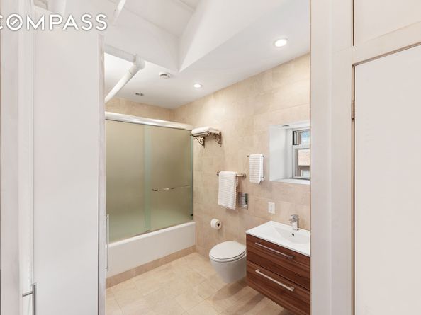 543 Broadway PH, New York NY 10012