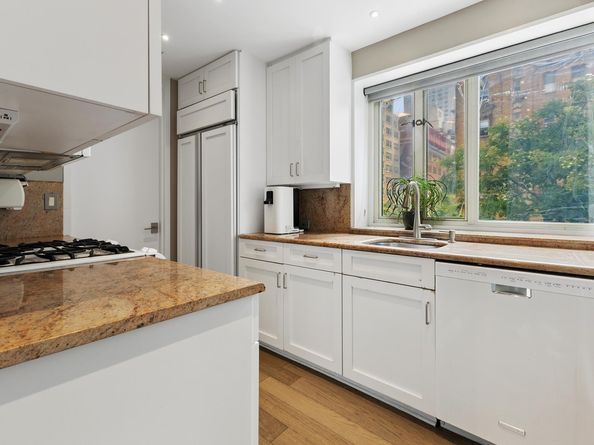 166 East 63rd Street 3G, New York NY 10021