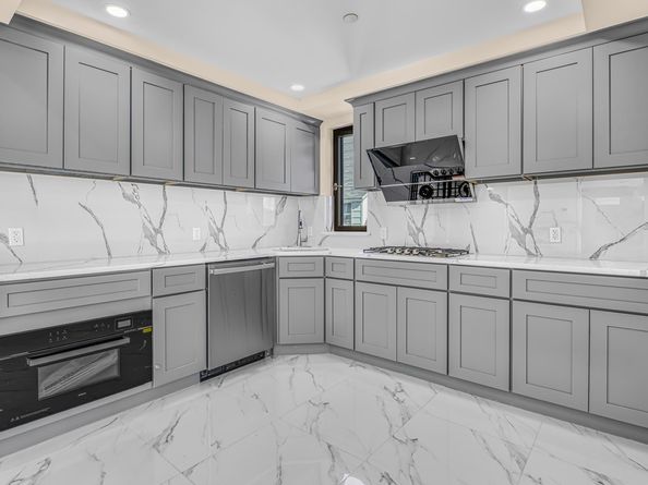 207 Bay 35th Street 2B, Brooklyn NY 11214