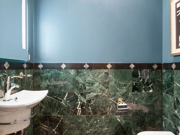 205 West 57th Street 3DB, New York NY 10019