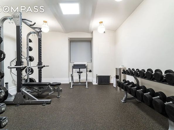 205 West 57th Street 3DB, New York NY 10019