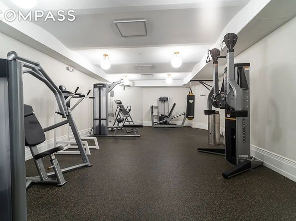 205 West 57th Street 3DB, New York NY 10019
