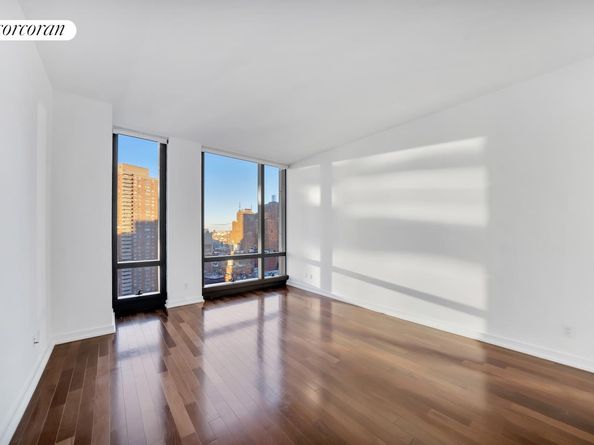 101 Warren Street 1720, New York NY 10007