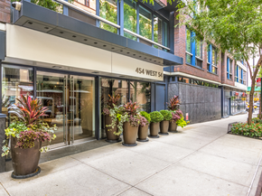 454 West 54th Street 3M, New York NY 10019