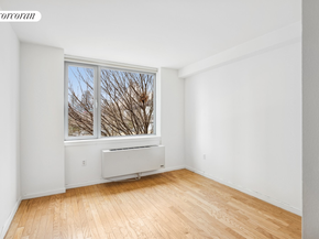 425 Main Street 3P, New York NY 10044