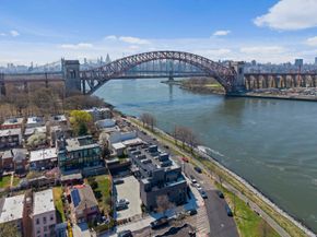 21-31 Shore Boulevard 1B, Queens NY 11105