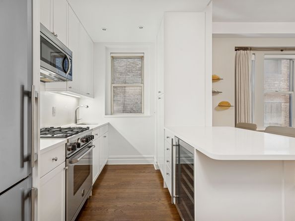 25 5th Avenue 3G, New York NY 10003